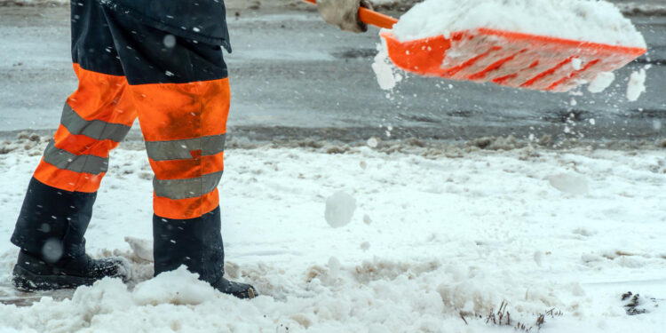 Bezpieczeństwo na drogach: co z efektywnością odśnieżania?