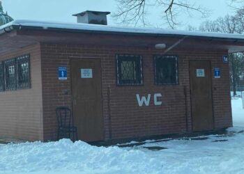Zgorzeleckie toalety. 1,5 miesiąca za 30 tysięcy.
