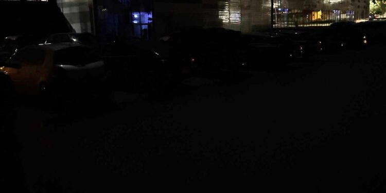 Hala PGE Turów Arena. Notoryczne awarie oświetlenia.