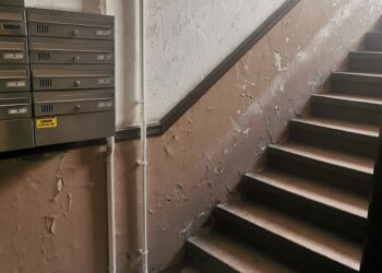 Fatalny stan Miejskiej Biblioteki Publicznej w Zgorzelcu