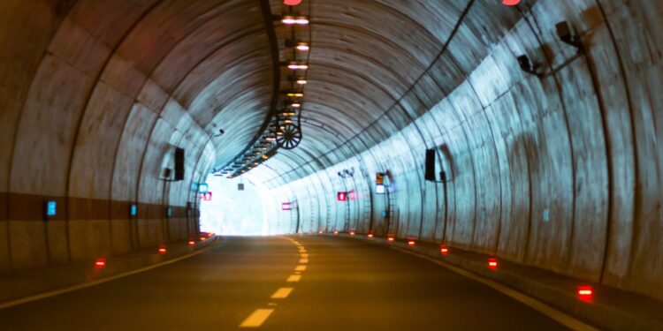 Dziś w nocy zamknięcie tunelu autostradowego Königshainer Berge