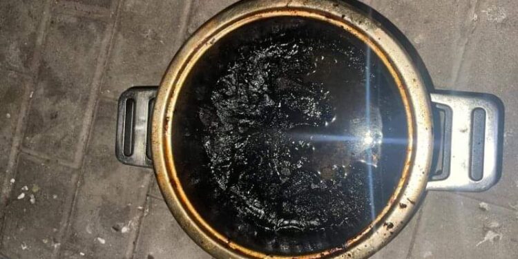 O krok od tragedii: Zostawił garnek na gazie i zasnął