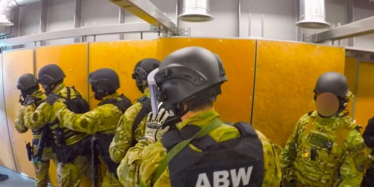 W Zgorzelcu zatrzymano przywódcę neonazistowskiej grupy terrorystycznej!