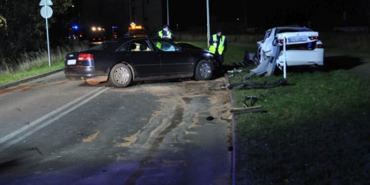 Doprowadził do wypadku pod wpływem narkotyków. Wiózł 7-letniego syna