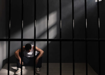 Mieszkaniec Zgorzelca skazany za znęcanie się ze szczególnym okrucieństwem nad konkubiną. Kobieta zmarła