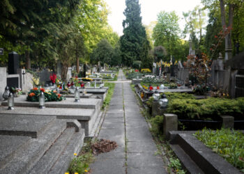 Ksiądz nie taki święty. Skandaliczne zachowanie proboszcza z Węglińca