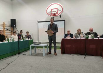 Debata o przyszłości szkoły w Żarskiej Wsi