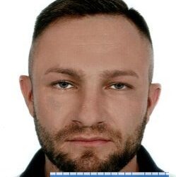 Poszukiwany listem gończym – to on wjechał samochodem w ludzi