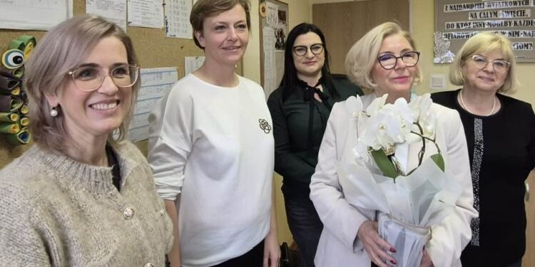 Szkoła Podstawowa z Żarskiej Wsi zyskuje coraz większe wsparcie