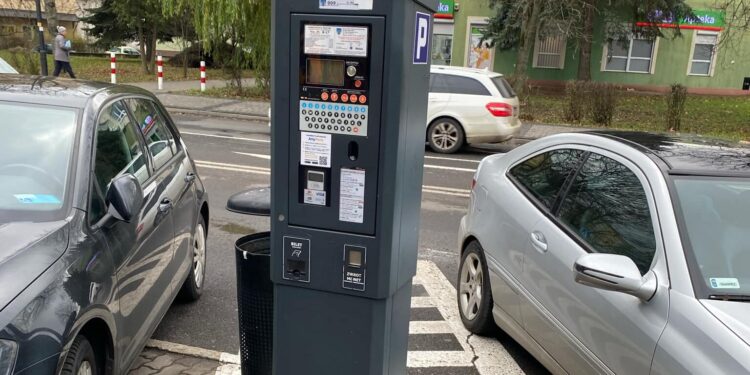 Będzie darmowy kwadrans w Strefie Płatnego Parkowania, ale będą też kolejne podwyżki opłat