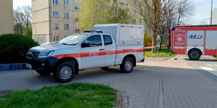Ulatniający się tlenek węgla w bloku mieszkalnym przy Konarskiego. Ewakuowano mieszkańców