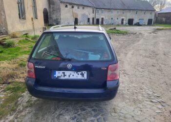 Kierujący z sądowym zakazem i narkotykami zatrzymany przez dzielnicowych