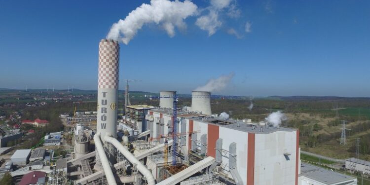 Elektrownia Turów: Wszczęto spór zbiorowy. Czego żądają pracownicy — czy będzie strajk?