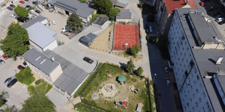 Zgorzelec: Zakończyła się odnowa podwórka w obszarze Śródmieścia