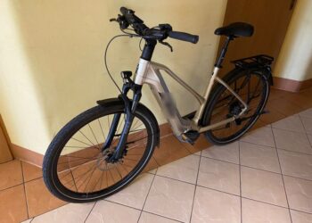 Dwóch poszukiwanych z kolejnymi zarzutami