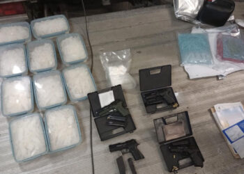 A4: KAS i Policja udaremniły przemyt narkotyków o wartości ponad 8 mln zł. 2 osoby zatrzymane