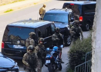 [AKTUALIZACJA] Antyterroryści w Zawidowie! W mieszkaniu padły strzały