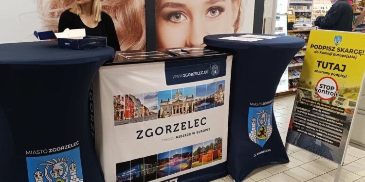 Skarga do KE na kontrole graniczne – ile osób dotychczas ją podpisało?