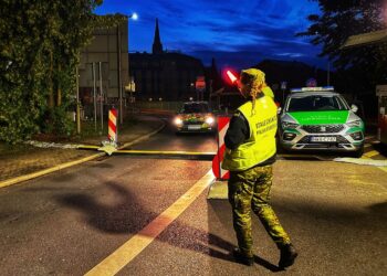 Pierwsze dwa tygodnie tymczasowej kontroli granicznej