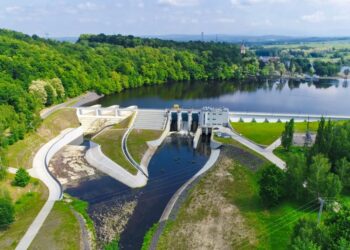 Pływająca farma fotowoltaiczna na Witce? Projekt w fazie analiz