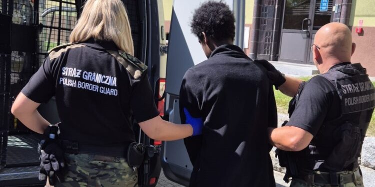 Somalijczyk próbował dostać się do Niemiec. Pomagał mu Polak
