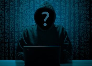 Uwaga na oszustów podszywających się pod brokerów giełdowych! Mężczyzna stracił tak ponad 10 tysięcy