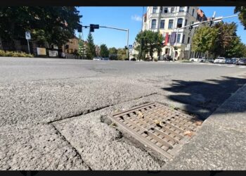 Czyszczenie kanalizacji deszczowej na ul. Warszawskiej – możliwe utrudnienia w ruchu