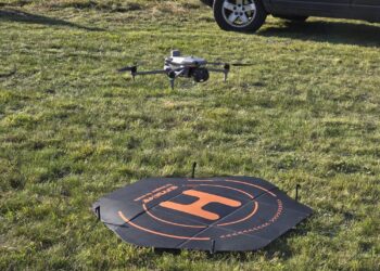 Nowoczesny dron z termowizją w OSP Studniska