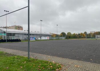 Milionowy remont Orlika w Zgorzelcu. Czy zdąży cokolwiek posłużyć przed zimą?