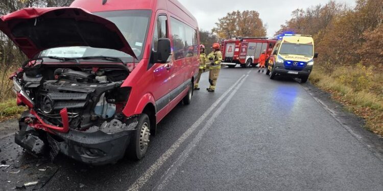 Dwa poważne wypadki w powiecie zgorzeleckim jednego dnia – kilka osób w szpitalu