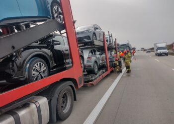 Pożar hamulców samochodu ciężarowego na A4