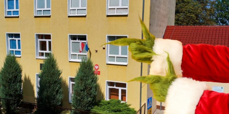 Świąteczna burza w sieci. Czy szkoła „zabrała” święta? Wyjaśniamy sprawę z Trójcy