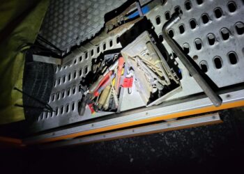 25-latek zatrzymany przez dzielnicowych za kradzieże z pojazdów