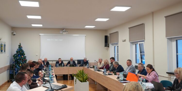 Budżet Powiatu Zgorzeleckiego przyjęty niejednogłośnie