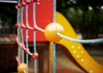 Wyniki naboru w ramach programu „Aktywne Place Zabaw” 2026. Pieniądze dla Bogatyni i Pieńska