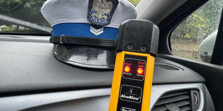 2,5 tys złotych mandatu dla pijanego rowerzysty. Miał prawie 2 promile!