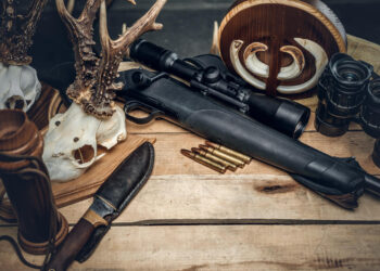 Strzały pod oknami mieszkańców. Nocne „polowanie” w Łagowie bez informacji i ostrzeżeń?