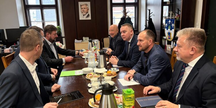 Samorządowcy z Polski i Czech rozmawiali o inwestycjach w regionie