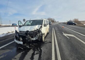 Groźnie wyglądająca kolizja na DK94 – nieustąpienie pierwszeństwa