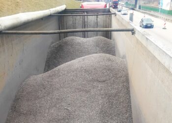 Transport 23 ton nielegalnych odpadów zatrzymany w Jędrzychowicach!