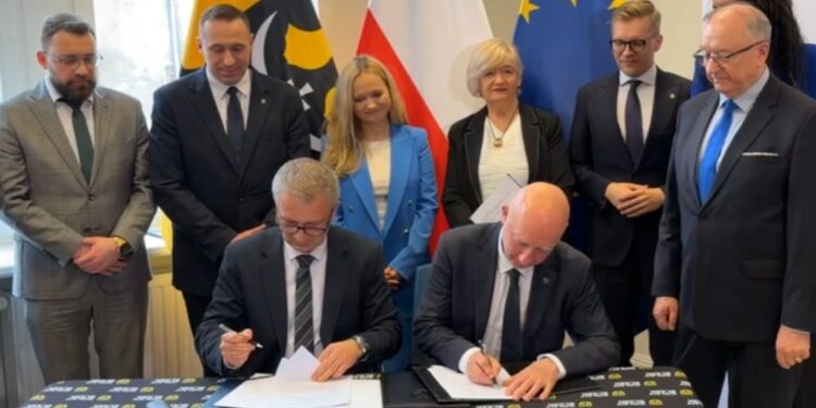 Podpisano umowę konsolidacji szpitali powiatowych w Zgorzelcu i Bolesławcu