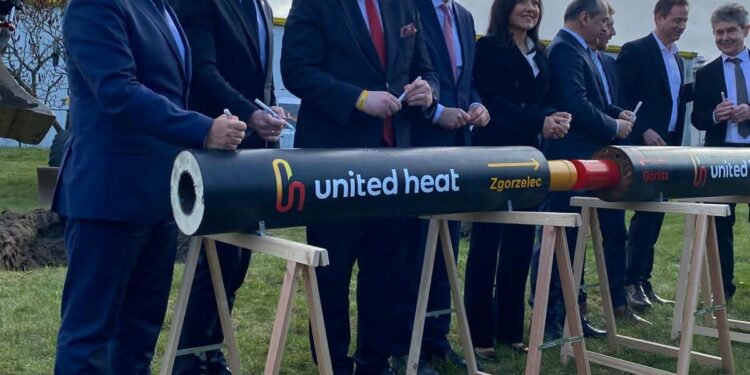 Bez owijania w bawełnę: zadaliśmy najważniejsze pytania o United Heat – sprawdź odpowiedzi