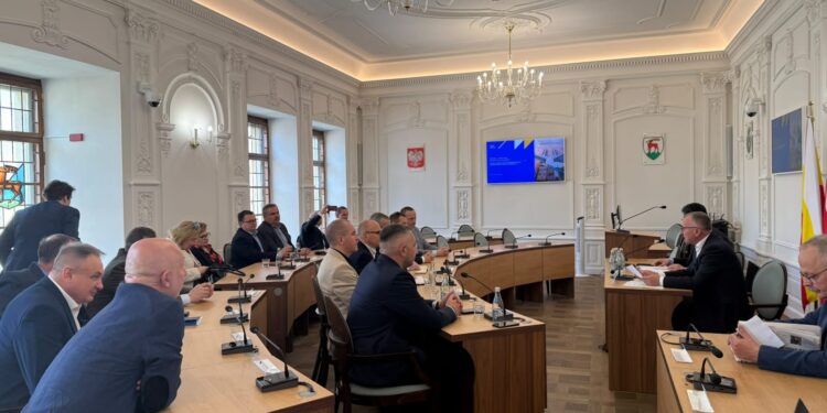 Spotkanie z wiceministrem infrastruktury. Kluczowe projekty kolejowe dla regionu