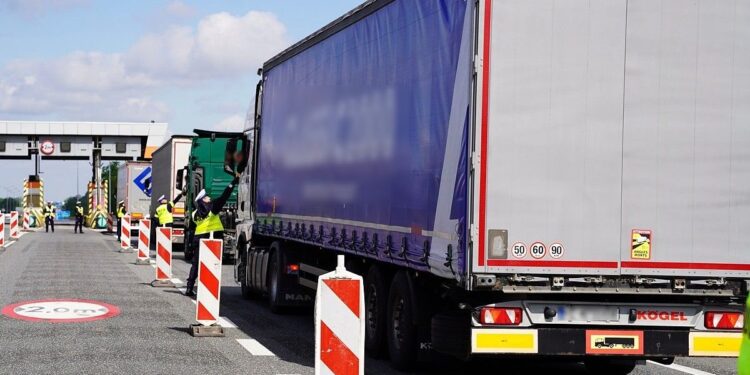 Podsumowanie policyjnych działań „Trzeźwa A-4” prowadzonych na autostradzie