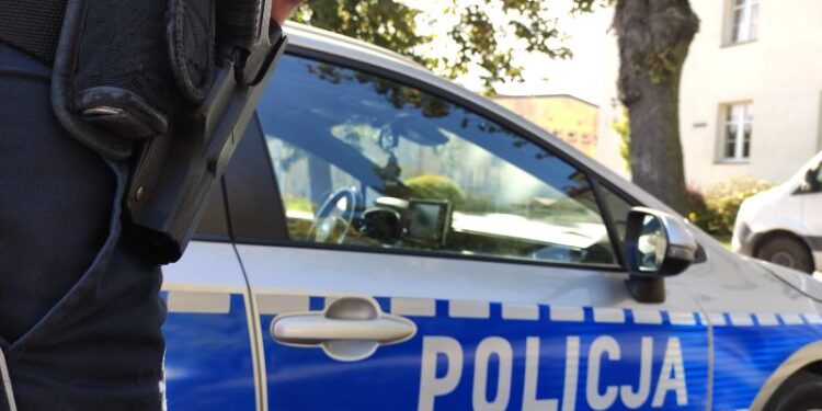 Dzięki reakcji świadków nietrzeźwy kierowca został zatrzymany. Miał ponad 3,5 promila alkoholu w organizmie