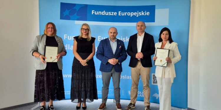 Bogatynia z dofinansowaniem na utworzenie Centrum Usług Społecznych – to aż ponad 6,5 mln złotych