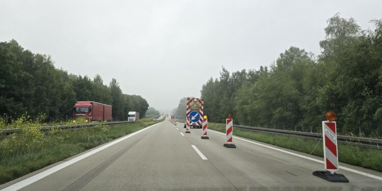 Letnie remonty na drogach regionu. Utrudnienia na A4 i DK30