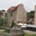 Niebezpieczna kamienica przy Wrocławskiej 4. Miasto tłumaczy, dlaczego problem trwa od lat