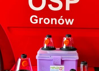 OSP Gronów otrzymała specjalne maski tlenowe do ratowania zwierząt
