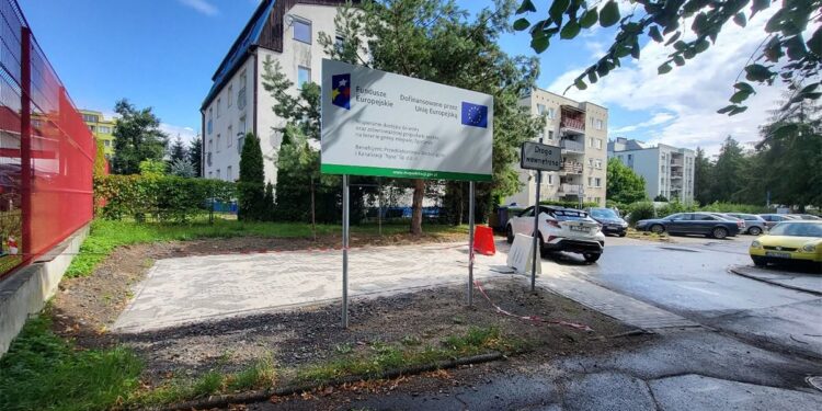 Budowa sieci wodociągowej w ulicy Batorego w Zgorzelcu